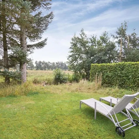 Three-bedroom Holiday In Ferienhaus