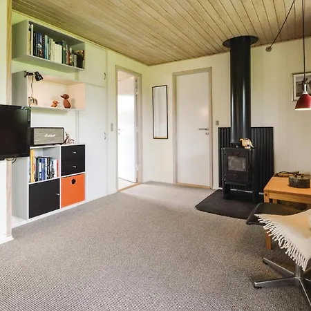 Three-bedroom Holiday In Ferienhaus